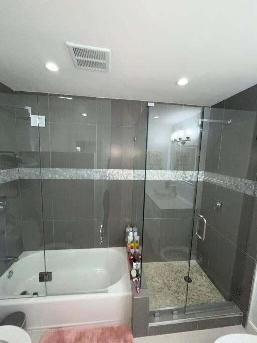 Modern Miami Oversized 3 Bedroom In Central Location Exterior foto